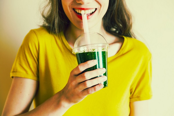 Do Straws Protect Teeth from Staining & Other Damage? 